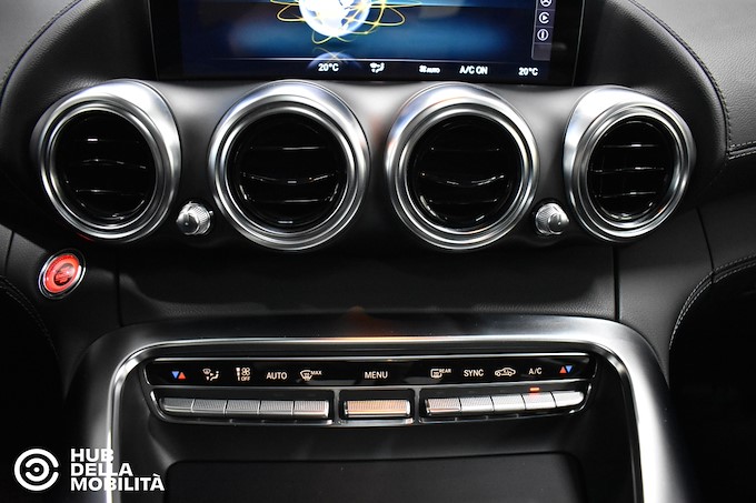 MERCEDES-BENZ GT AMG